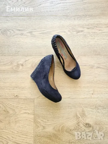 Черни обувки на платформа, снимка 2 - Дамски обувки на ток - 49939196