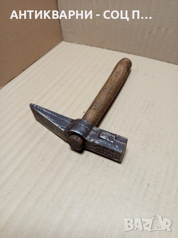 Соц Стар Каменоделски Инструмент Чук 0.700кг., снимка 2 - Антикварни и старинни предмети - 52665736