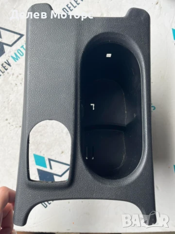 Интериорна пластмаса A1766801710 от Mercedes CLA 180 W117 Sport двигател 270910, 1.6i 122 кс., 6 ск.