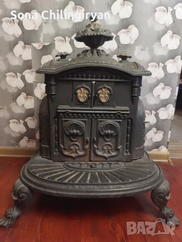 Старинна антична печка