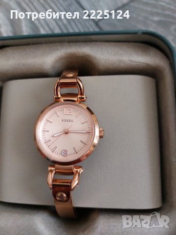 Продавам дамски часовник FOSSIL es3268