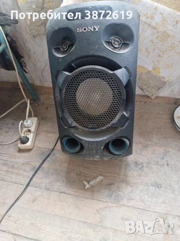Party Bluetooth колона Sony MHC-V02