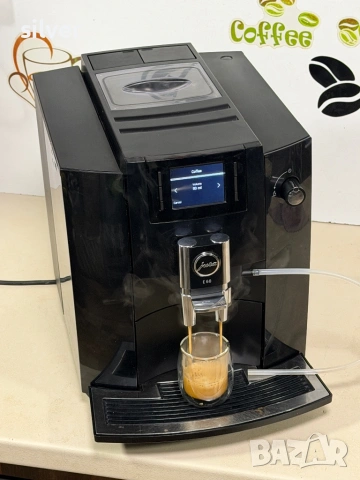 Кафемашина кафе автомат JURA E60 с гаранция, снимка 2 - Кафемашини - 53556233