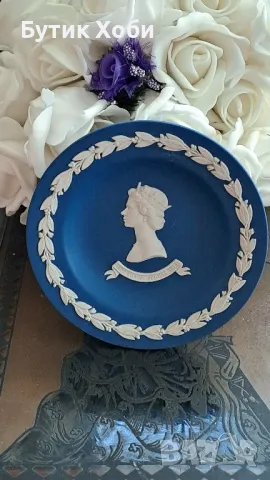 Английска колекционерска чинийка ,,Веджвут,,, снимка 2 - Антикварни и старинни предмети - 49203918