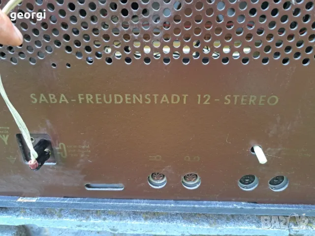 немско лампово радио Saba, снимка 10 - Радиокасетофони, транзистори - 50239713