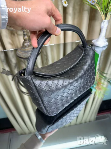 Bottega Veneta дамски чанти Различни цветове , снимка 2 - Чанти - 49484043