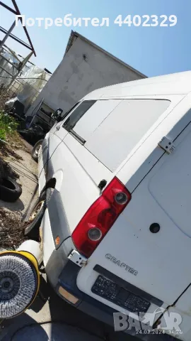 На Части VW Crafter 2010 г , снимка 2 - Бусове и автобуси - 49321196