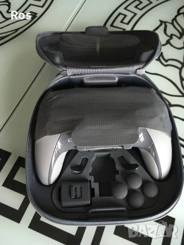 PlayStation 5 DualSense Edge 30th Anniversary Edition Нов , снимка 2 - PlayStation конзоли - 53561979