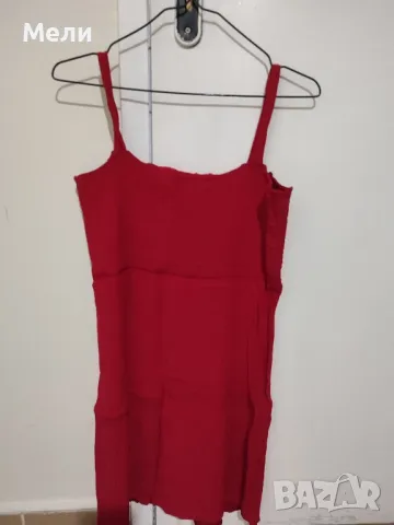 Къса червена рокличка 