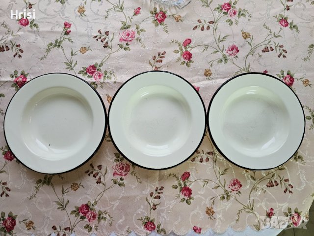 Емайлирани чинии от соца, снимка 1 - Чинии - 43848930
