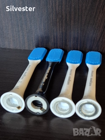 Резервни Глави/Накрайници за почистване на езика Philips Sonicare W, TongueCare+, снимка 7 - Други - 46886293