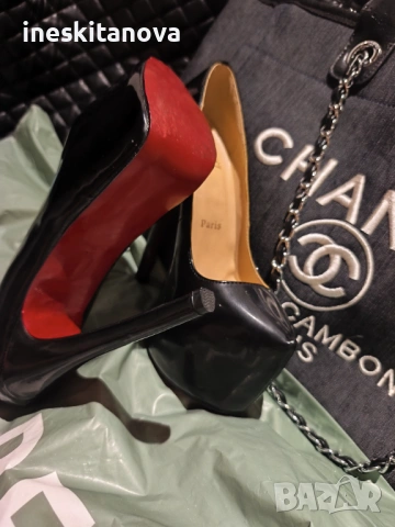 Токчета  на Paris , снимка 3 - Дамски обувки на ток - 53344430