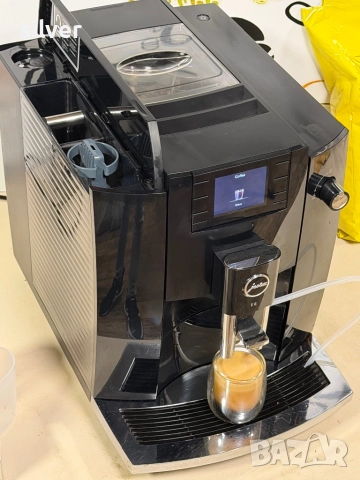 Кафемашина кафе автомат JURA E6 PIANO BLACK с гаранция, снимка 5 - Кафемашини - 52730405