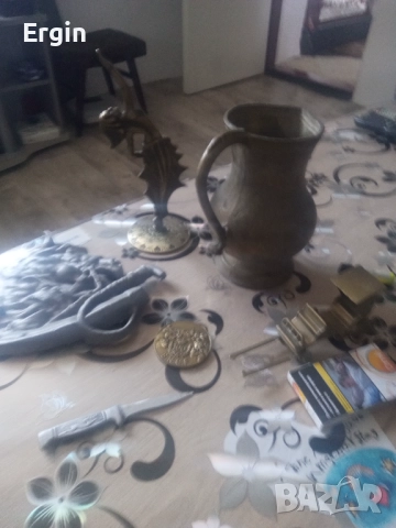 Бронзови фигури