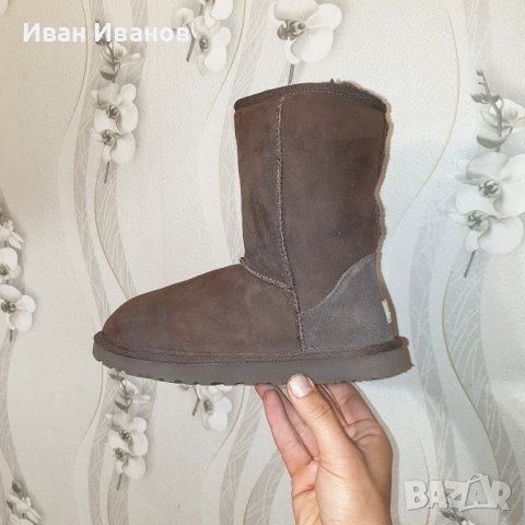 оригинални  боти/ботуши  UGG AUSTRALIA CLASSIC Short  S/N 5825 номер 40, снимка 4 - Други - 38621149