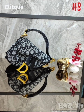 чанти Christian Dior , снимка 2 - Чанти - 53359865