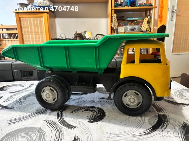 Камион КДН, снимка 3 - Колекции - 53297204