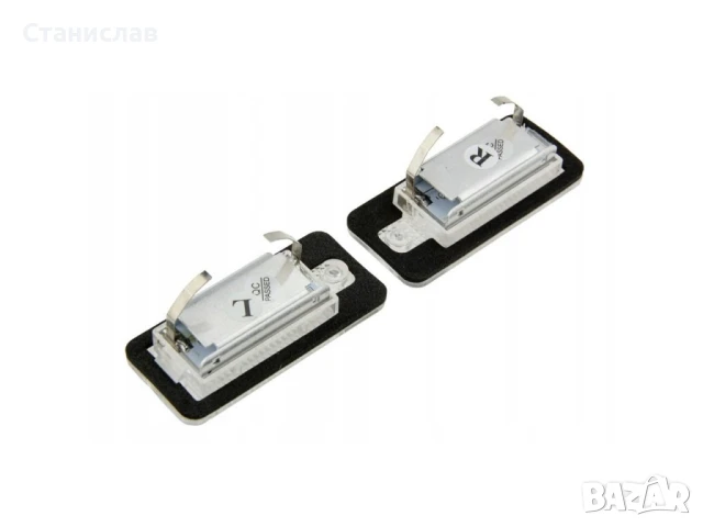 Плафон ( LED ) за осветление на регистрационен номер Audi A5 8T, снимка 2 - Части - 50639884