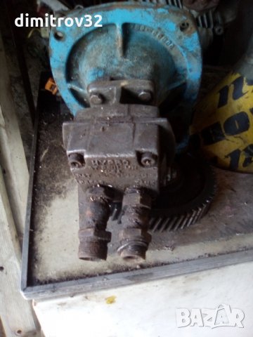 Помпа хидравлична за пръскачка, снимка 3 - Части - 32313887