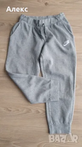 Nike - долнище 146-156 см, снимка 3 - Детски анцузи и суичери - 47582717