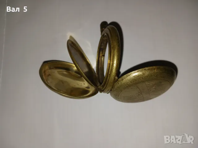 Корпус с капаци за стар джобен часовник