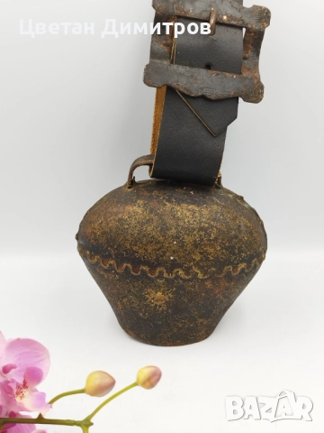 Оригинална стара много голяма швейцарска хлопка, звънец с много хубав и ясен звън., снимка 7 - Антикварни и старинни предмети - 51953837