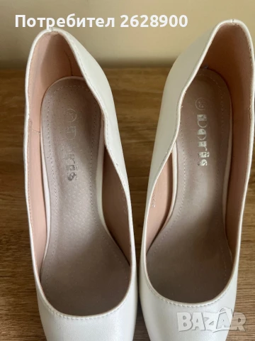 Обувки 38 номер, снимка 3 - Дамски обувки на ток - 51379948