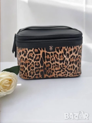 несесер Victoria's secret , снимка 5 - Ученически пособия, канцеларски материали - 50686404