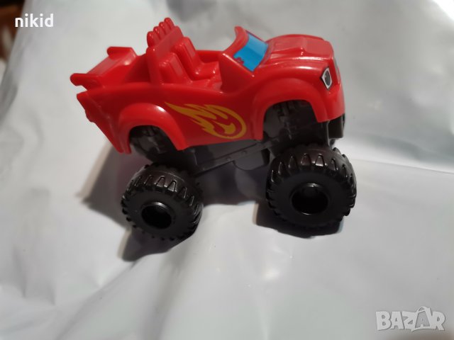  Blaze Monster Machines Машините на Пламъчко колички пластмасова фигурка играчка игра и украса торта, снимка 6 - Фигурки - 25153556