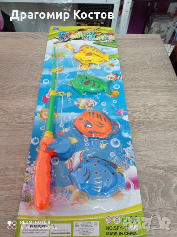 Детска въдица с 4 рибки, снимка 1 - Играчки за стая - 32463477