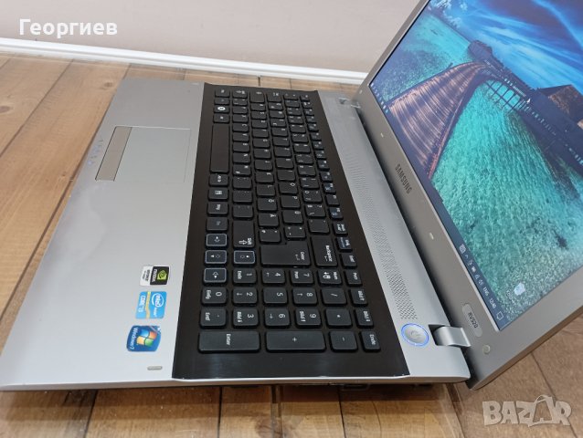 Лаптоп i3  Samsung RV520, снимка 4 - Лаптопи за дома - 39148678