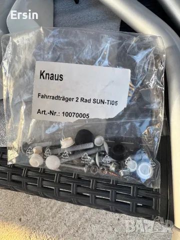 Оригинална стойка за 2 велосипеда  За Кемпер KNAUS SUN-TI05 Цвят : Бял  (чисто нов)  , снимка 4 - Къмпинг мебели - 50075407