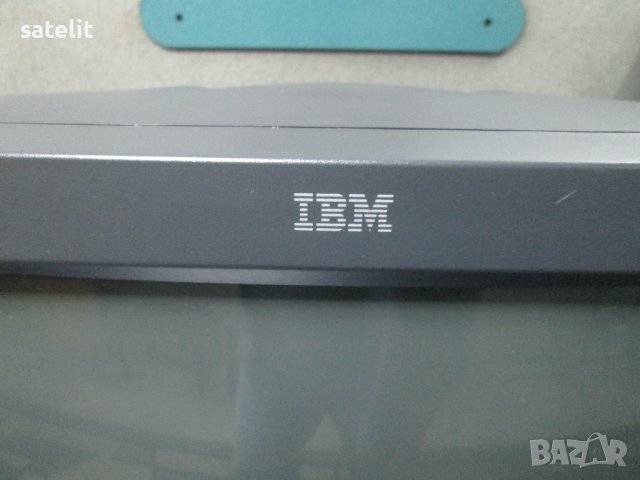 Продавам монитори IBM-17" и запазени компютърни кутии, снимка 4 - Монитори - 39355342