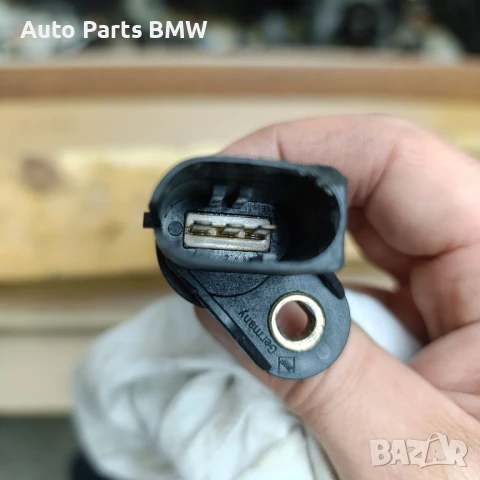 Датчик колянов вал BMW 545i 745i 735i 760i 740d 745d 645i 650i Сензор колянов вал  , снимка 3 - Части - 50751957
