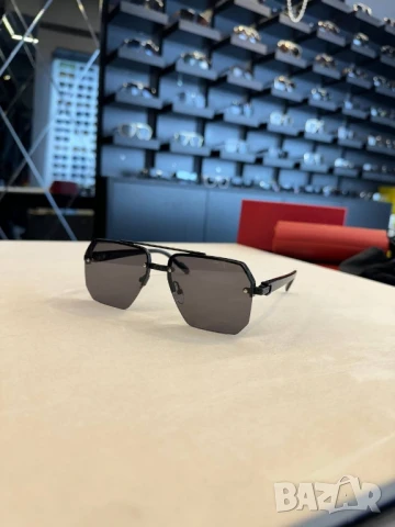 очила с черен обикновен калъф cartier gucci , снимка 7 - Слънчеви и диоптрични очила - 51116908