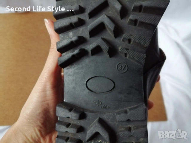 № 37 Дамски обувки естествена кожа - лоуфъри с пискюли, капси, тик-так копчета, снимка 10 - Дамски ежедневни обувки - 53143229