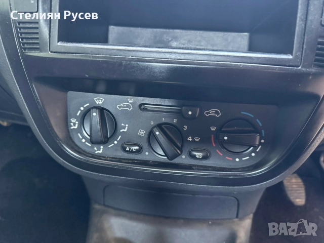  Citroen C3 1.4i 75HP бензин климатик / дясна дирекция - цена 1 100лв или 562.42 евро моля БЕЗ барте, снимка 5 - Автомобили и джипове - 52817334