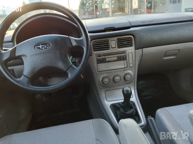 Subaru Forester 2.0i Газ/бензин, снимка 10 - Автомобили и джипове - 48444955