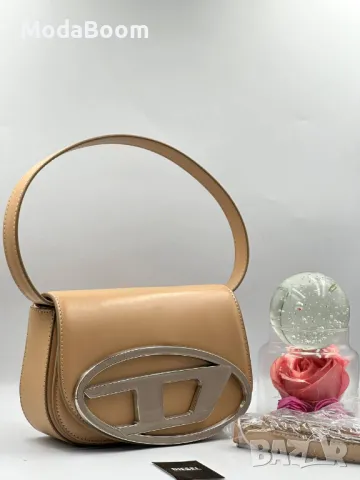 Diesel дамски чанти Различни цветове , снимка 5 - Чанти - 48835964