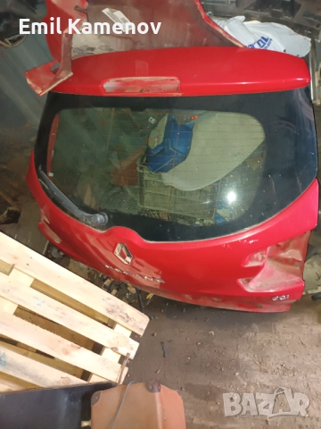 Продавам заден капак необурудван