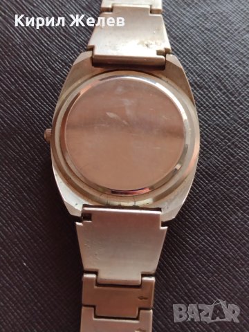 Фешън модел дамски часовник QMAX QUARTZ CRISTAL WATERPROOF много красив дизайн 38013, снимка 7 - Дамски - 40754719
