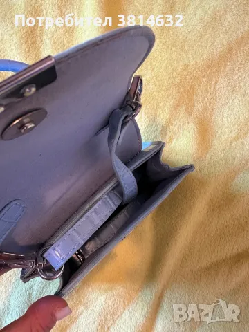 Дамска чанта, снимка 3 - Чанти - 49064774