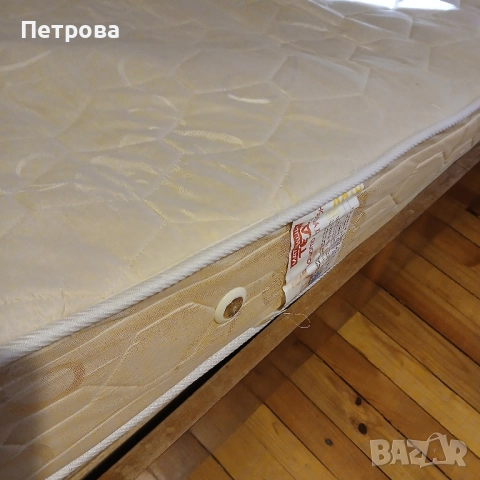 продавам матрак двулицев 82/190, снимка 2 - Матраци - 51743790