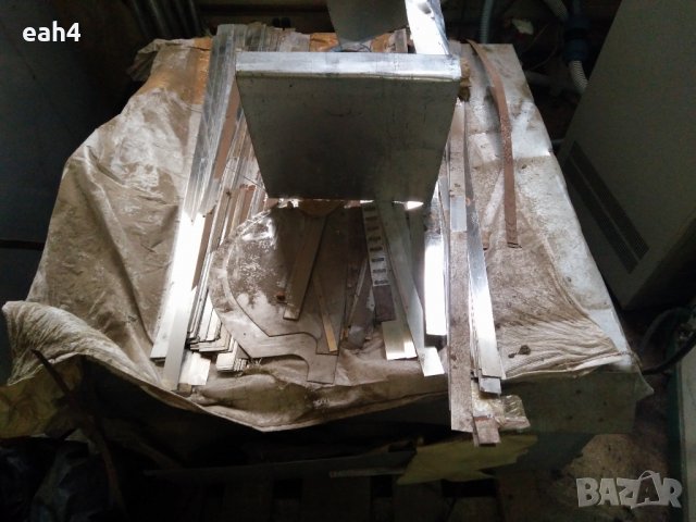 Продавам покалаена ламарина Бяло тенеке, снимка 2 - Други машини и части - 36703560