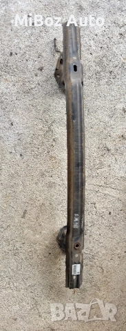 Греда задна броня БМВ E 90 Е91 BMW, снимка 2 - Части - 50556054
