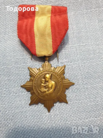 Френски медал от началото на миналия век