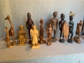 голям лот от дървени фигури статуетки, снимка 1
