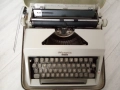 Германска пишеща машина OLYMPIA 1968 г., снимка 4