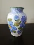 Много красива, ръчно рисувана ваза. Керамика. , снимка 1