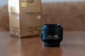 обектив Nikon AF-S DX 35mm f/1.8G, снимка 1